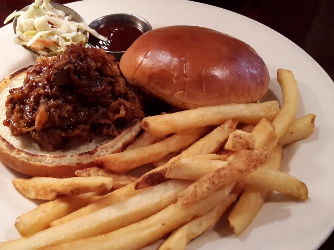 Rock Bottom Restaurant & Brewery主图