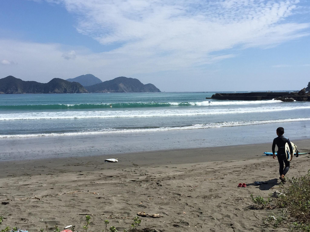 Hatozu Beach景点图片