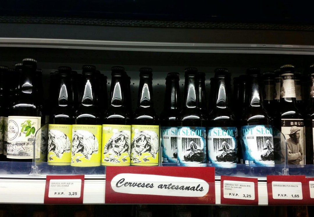 Espai Celler Can Pujol-比利亚努埃瓦－赫尔特鲁必去景点