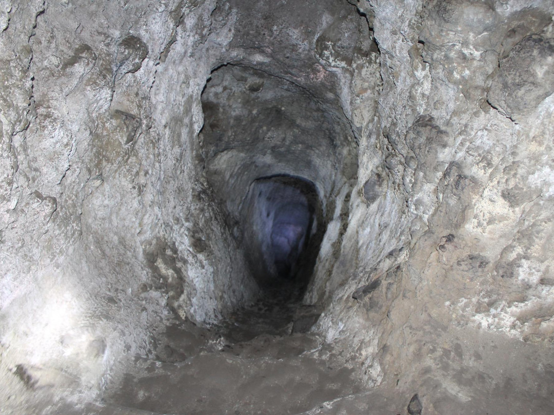 Dipnaysupuan Japanese Tunnel-Basco必去景点