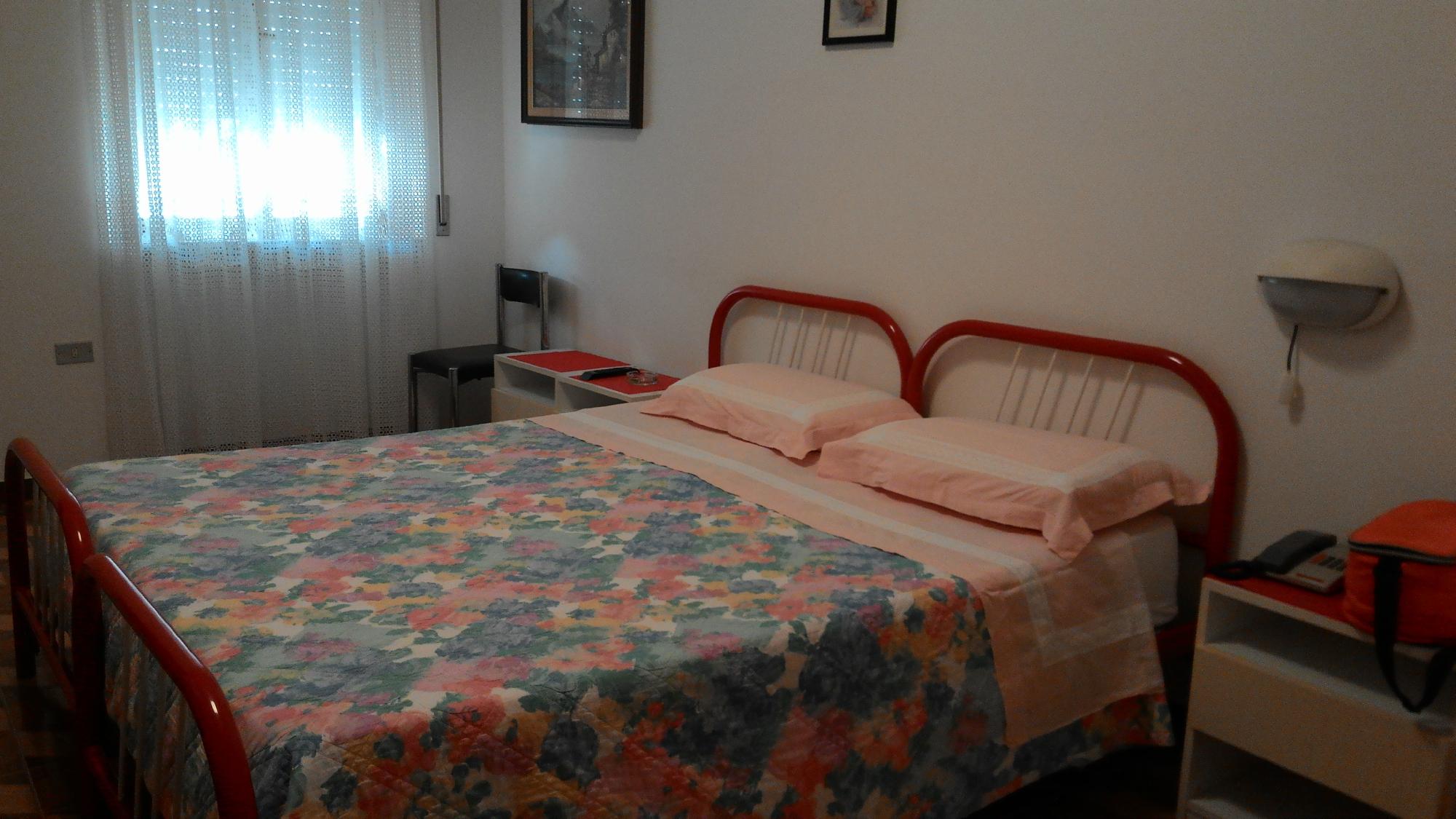 Albergo Ristornate Apollo 17-客卧