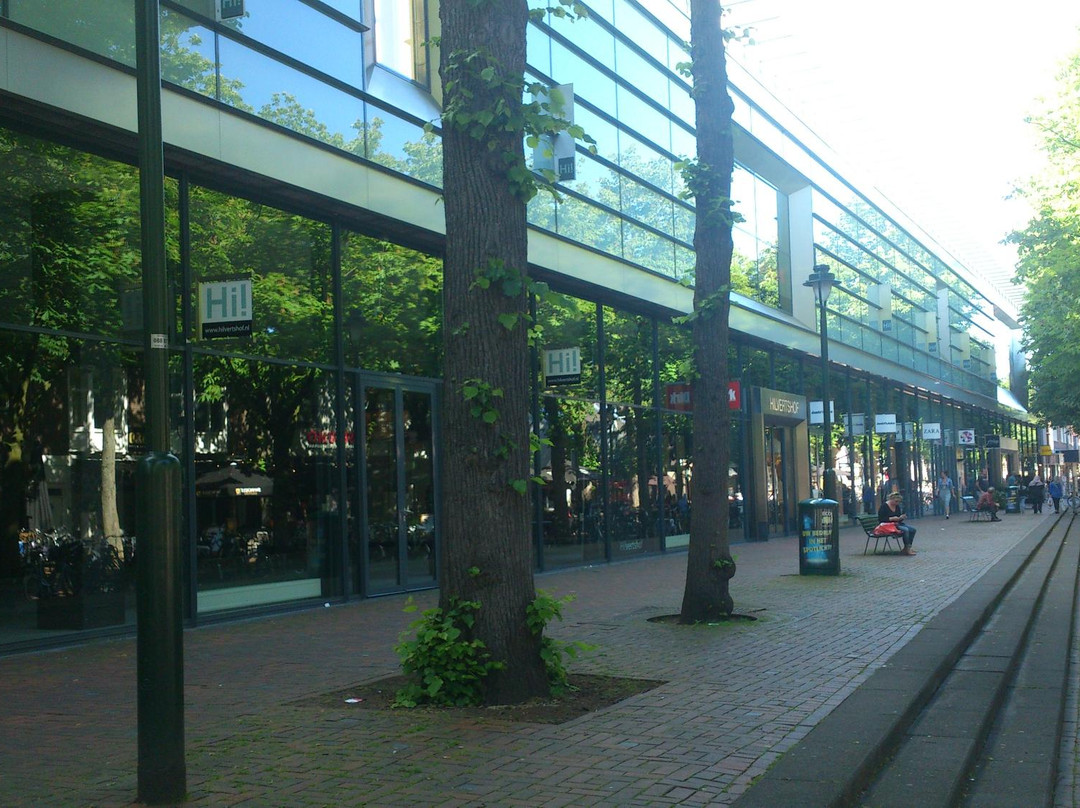 Hilvertshof Shopping Center景点图片