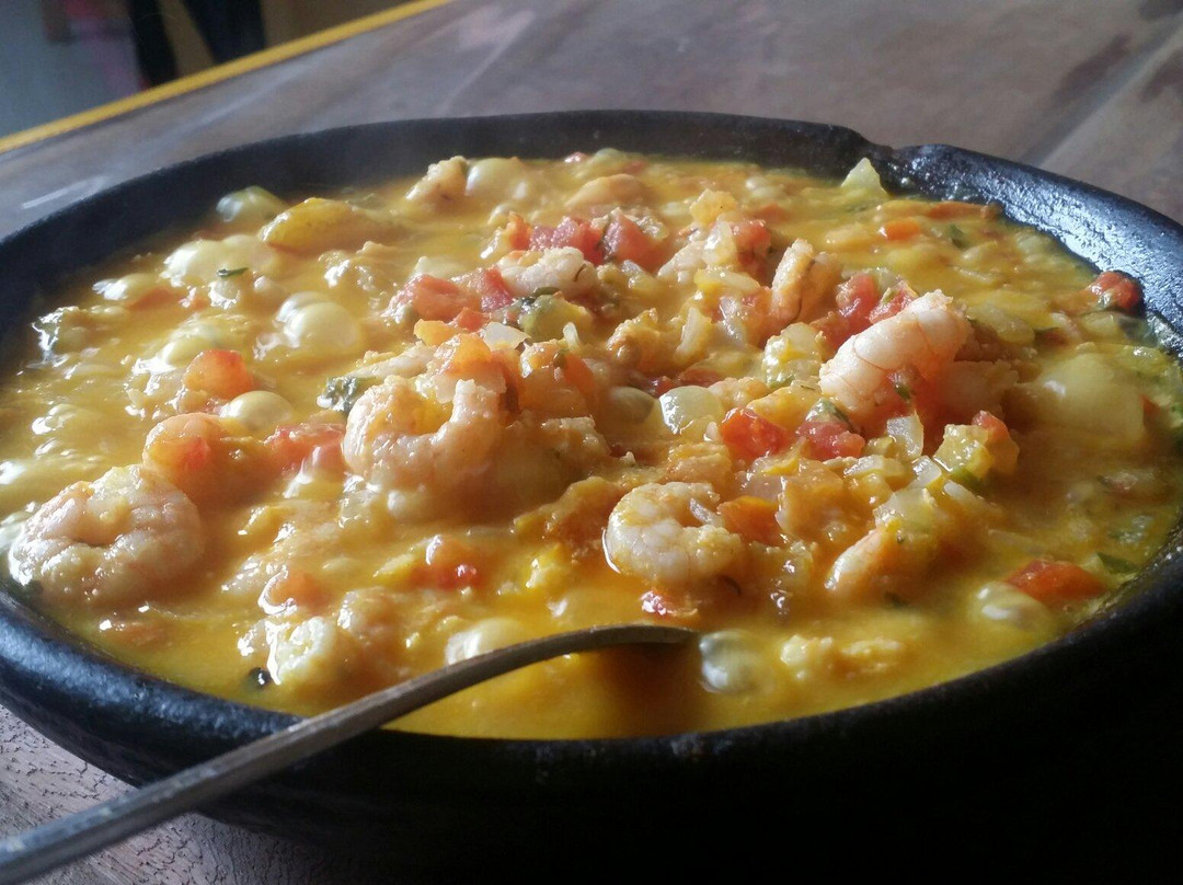 Retaurante Panela De Barro