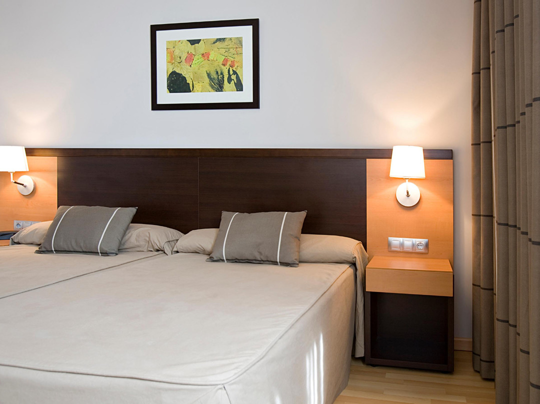 Hotel Castillo El Burgo主图