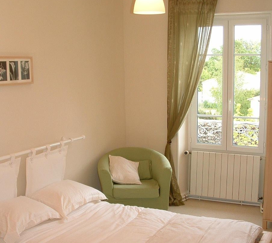 Tomlins Vegetarian Guest House主图