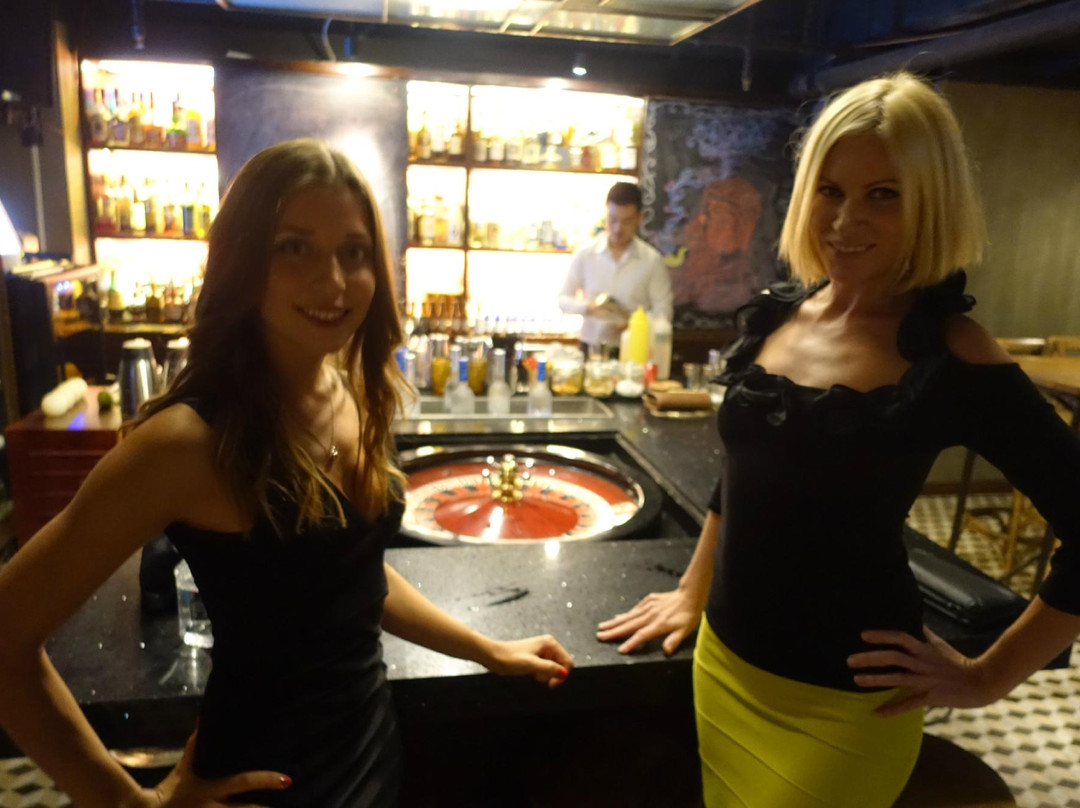 Library Distillery Lounge-上海市必去景点