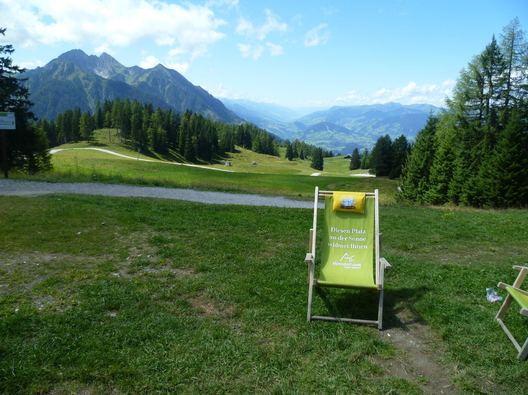 Geisterberg St. Johann - Alpendorf景点图片