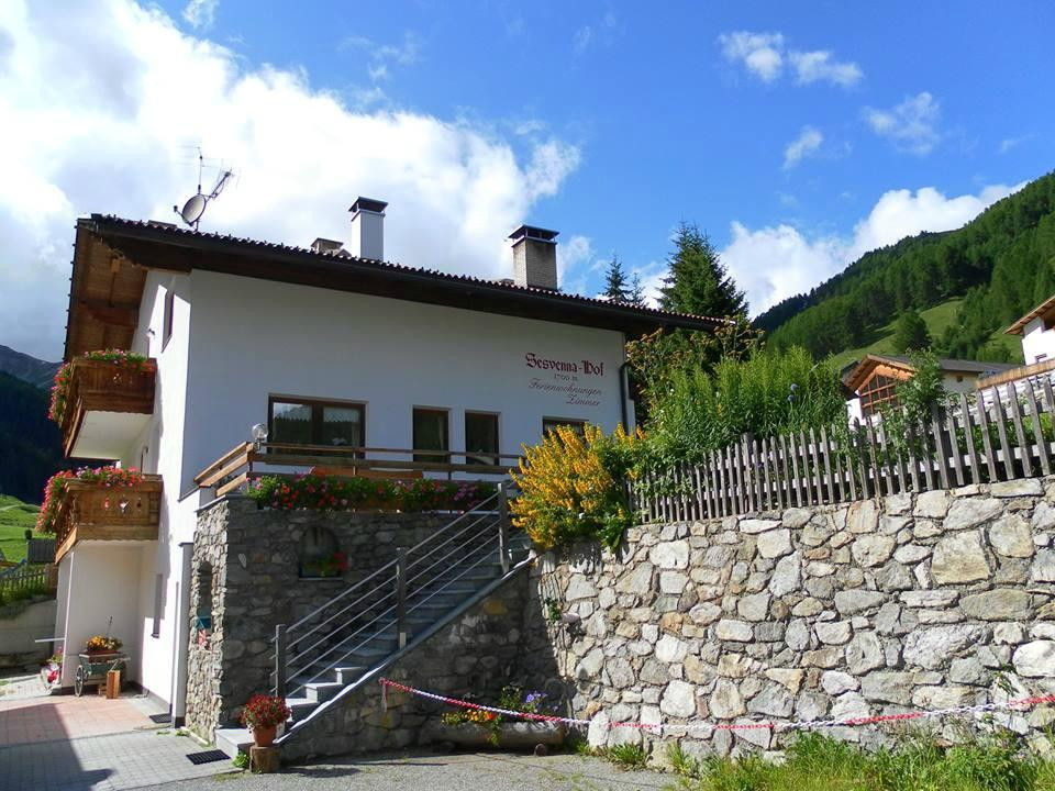 Sesvennahof