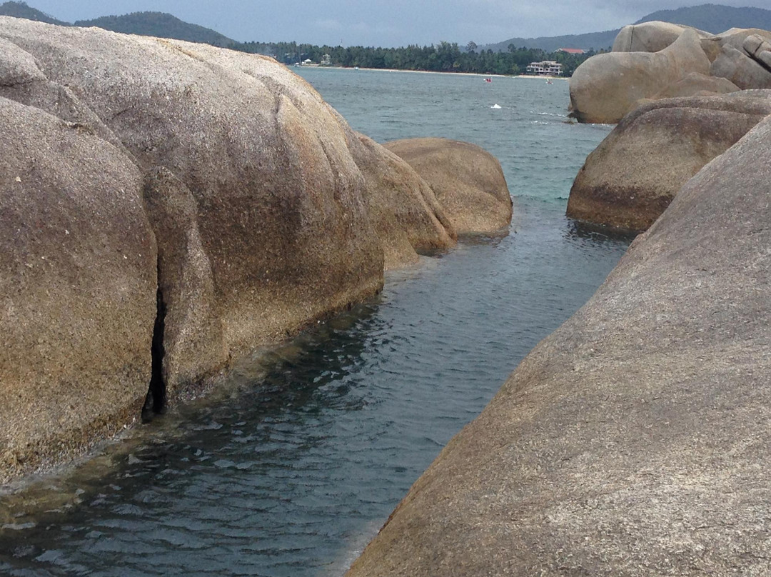 阿公阿妈石-苏梅岛必去景点