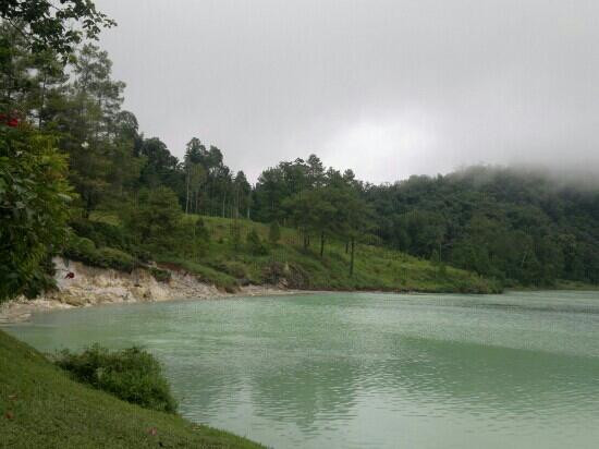 Lake Linau景点图片