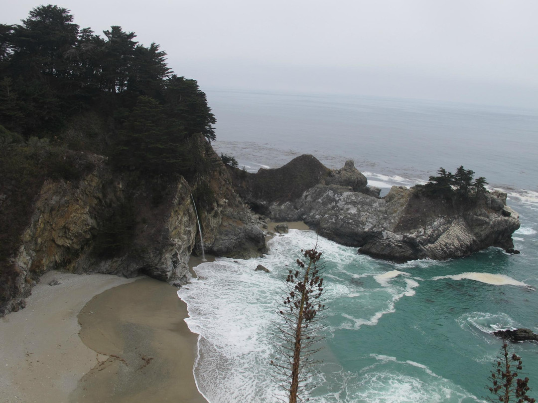 麦克维瀑布-大苏尔必去景点