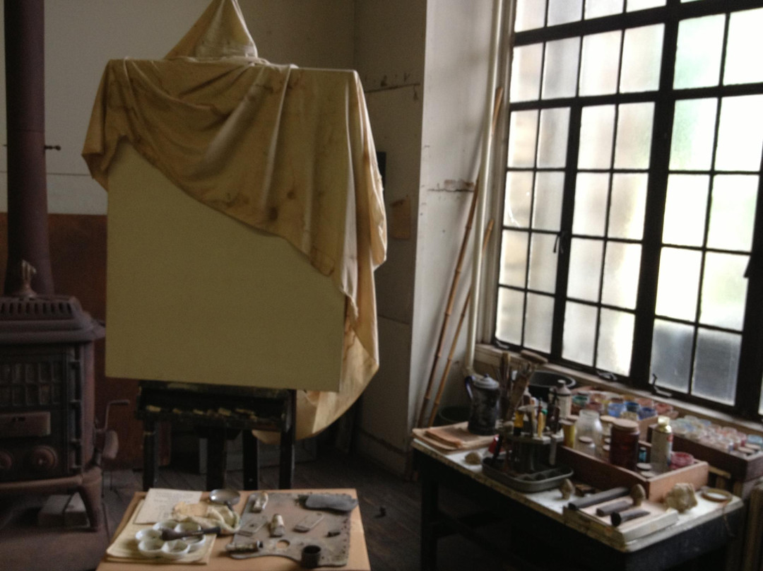 Thomas Hart Benton Home and Studio State Historic Site景点图片