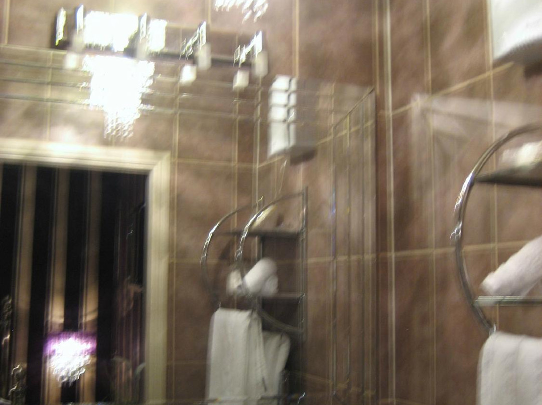 Victoria House主图