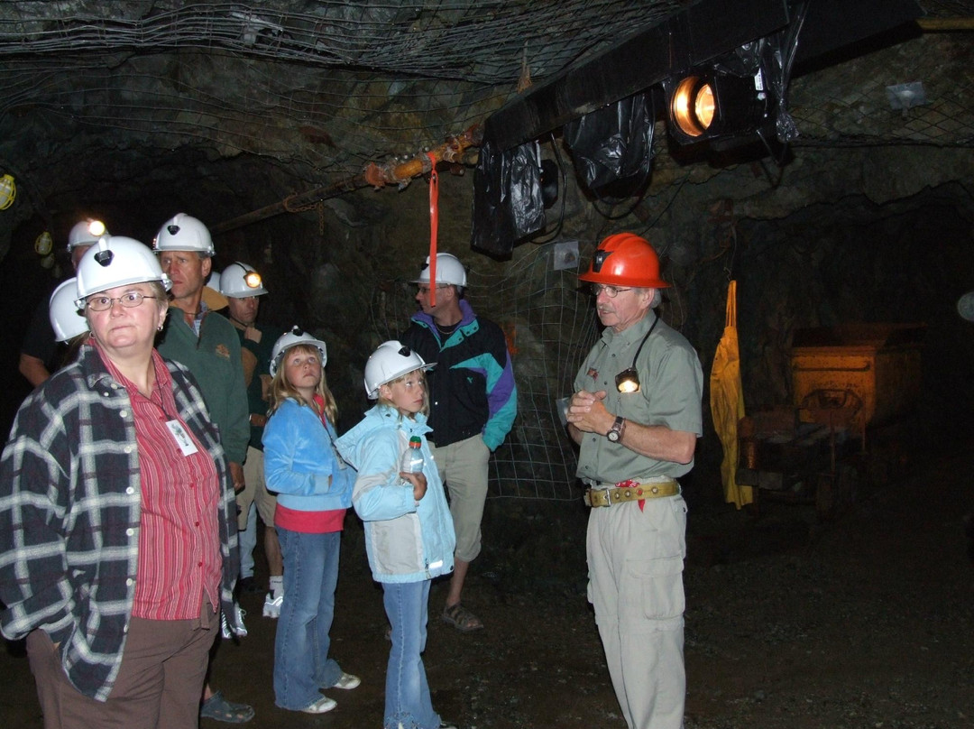 Mascot Gold Mine Tours景点图片