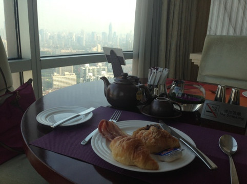 上海中港汇雅高铂尔曼大酒店主图