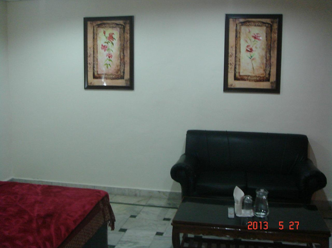 Hotel International主图