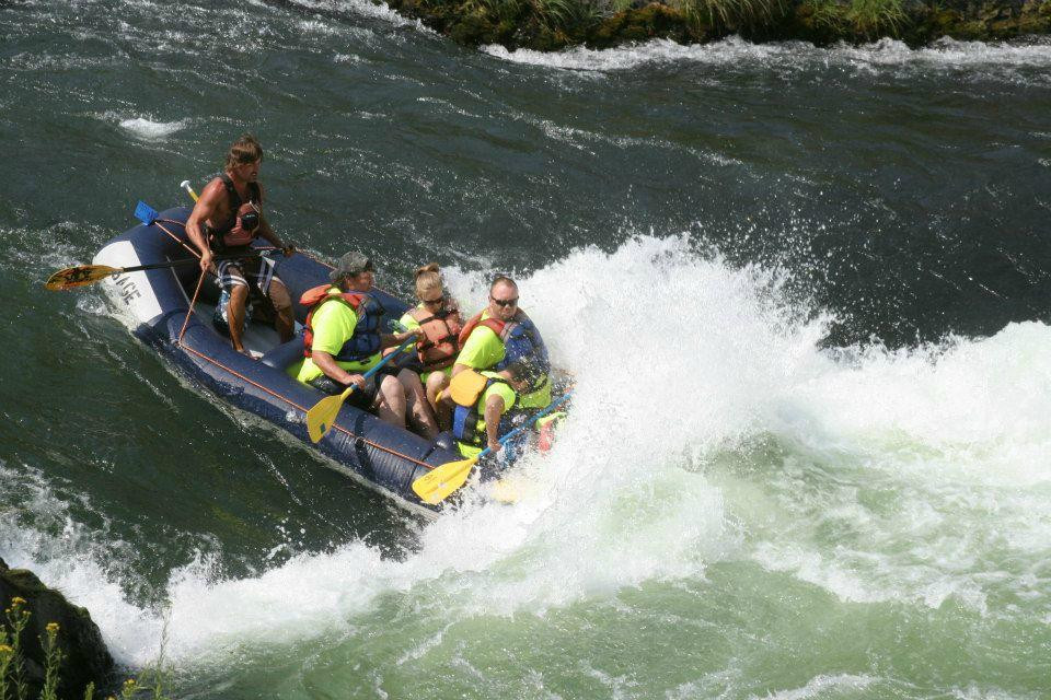 Sage Canyon River Company - Day Trips-Maupin必去景点