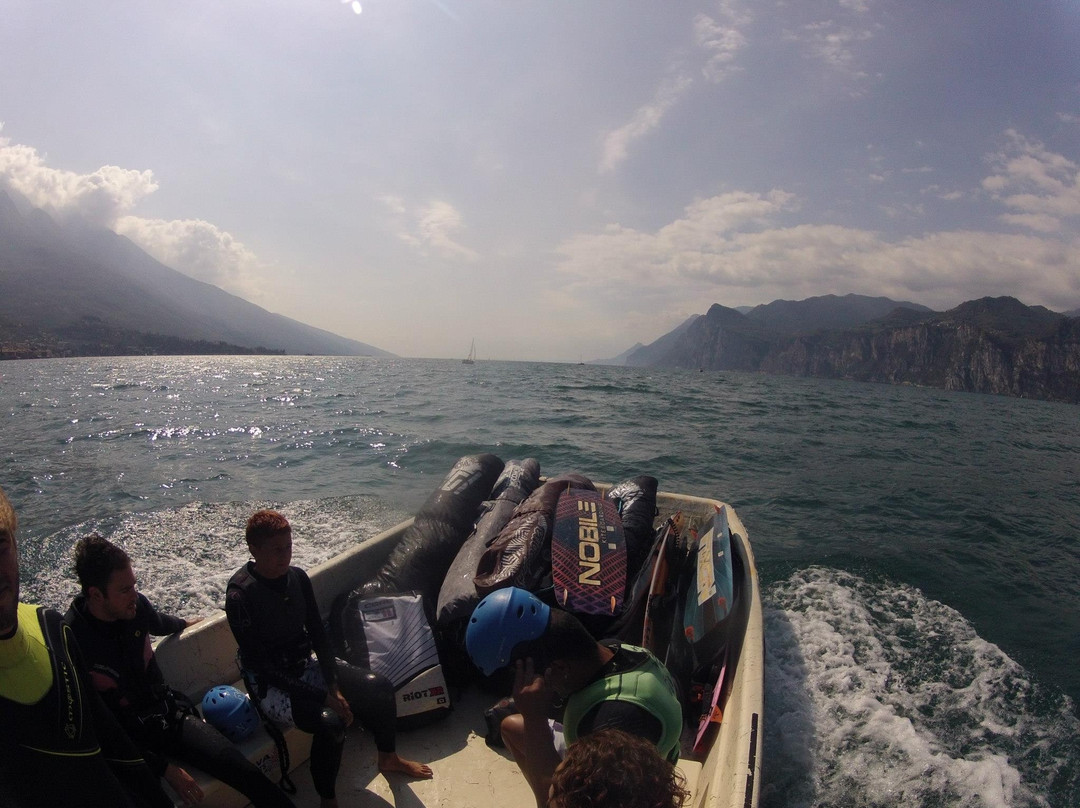 PowerSkull Kiteboarding Center-马切尔西涅必去景点