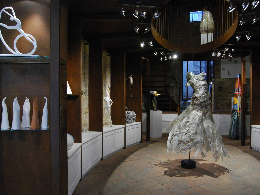 iSculpture Gallery San Gimignano & Casole d'Elsa-圣吉米尼亚诺必去景点