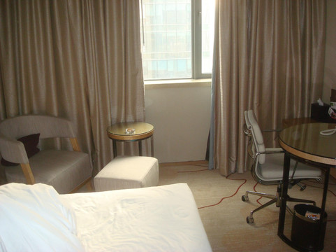 东方广场假日酒店主图