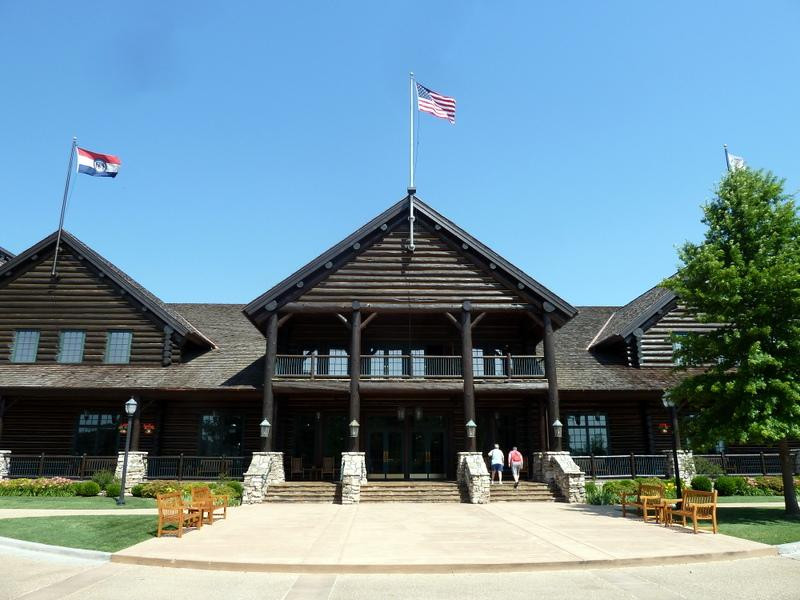 College of the Ozarks-Point Lookout必去景点