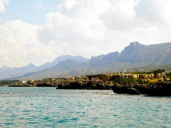 Aphrodite Accommodation, Boat Tours & Fishing Trips Agent Girne-克利尼亚必去景点