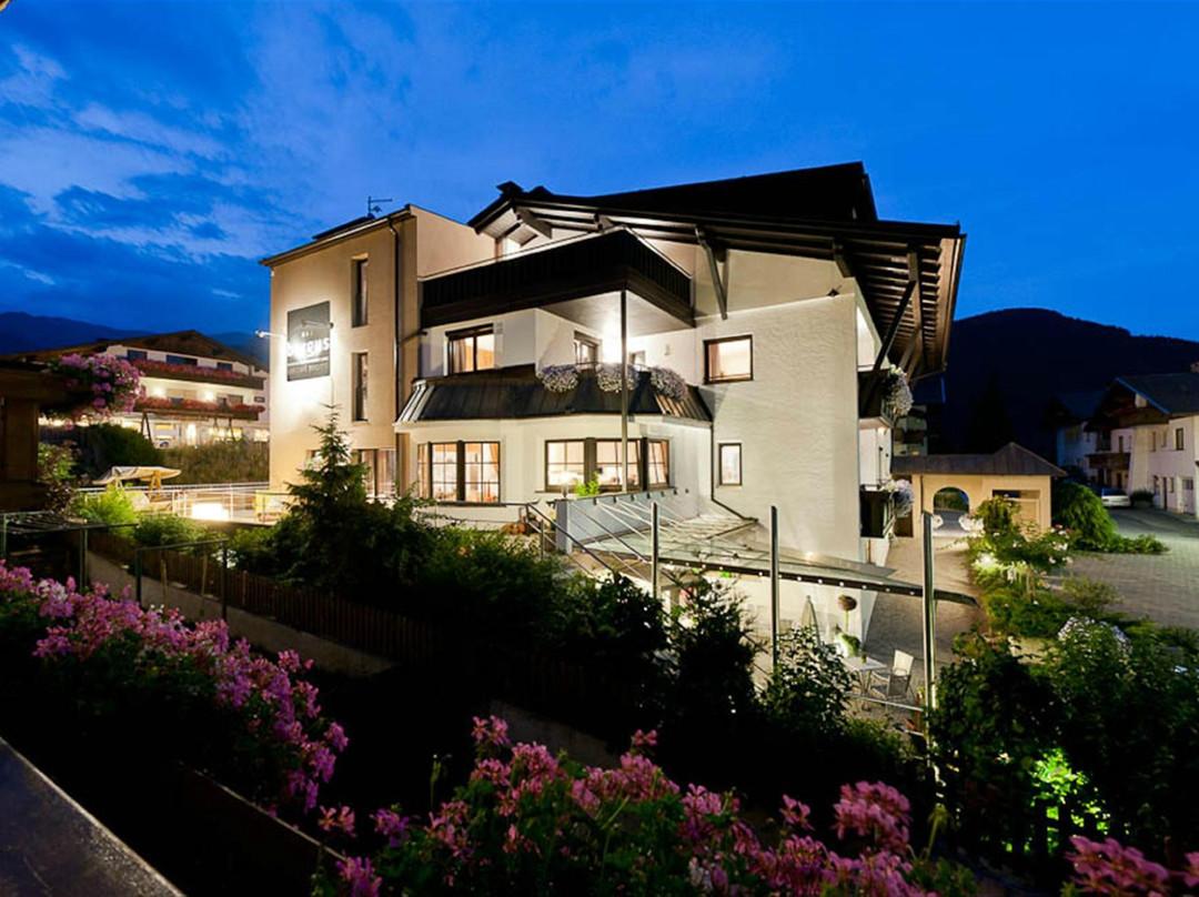 Burgus - Design Suites & Apartments