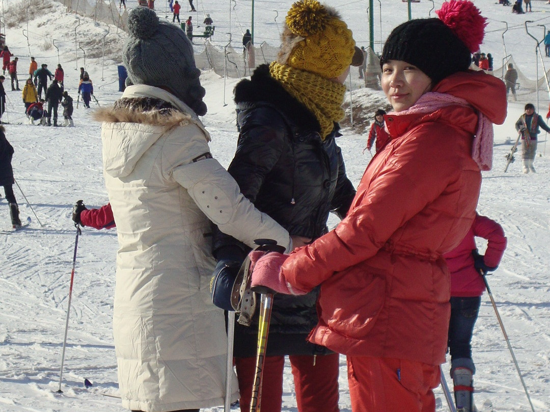 清凉山滑雪场-井陉县必去景点
