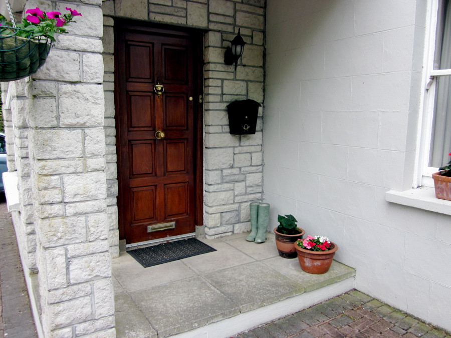 Grey Gables Farmhouse B&B主图