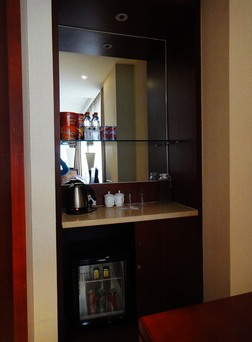 卡特兰闲庭酒店主图