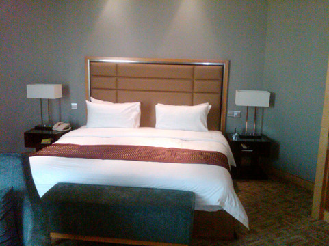 新词大酒店主图