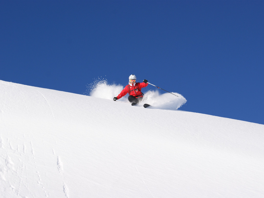Skischule Kitzbuehel Rote Teufel景点图片