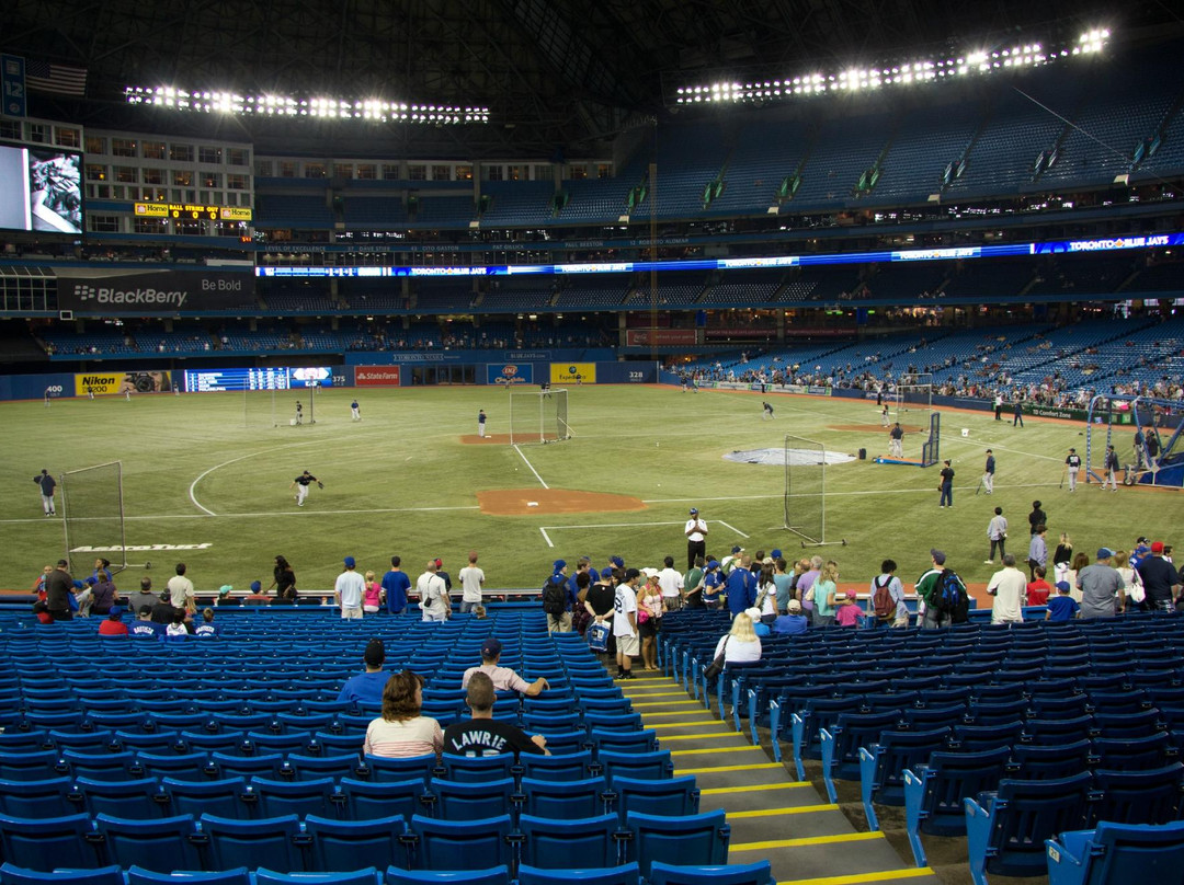 罗渣士中心-多伦多必去景点