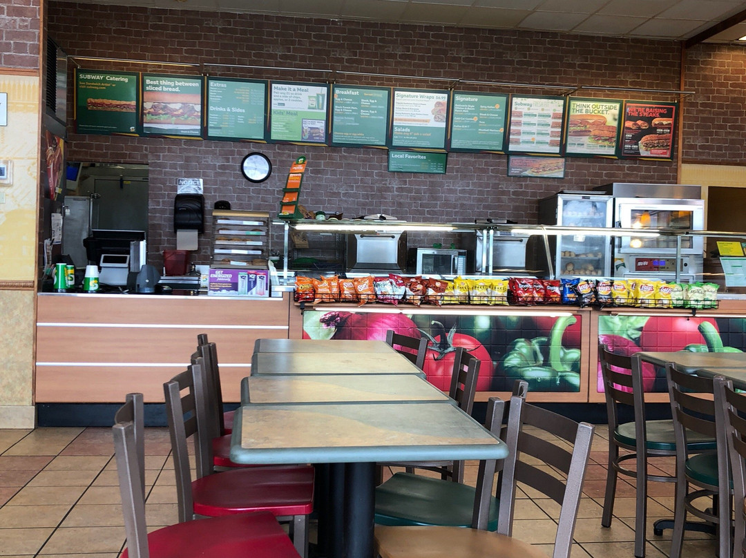 Harrisonville餐馆和美食-Subway