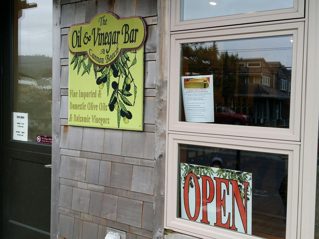 The Oil & Vinegar Bar at Cannon Beach