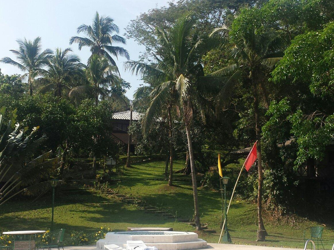 Cavinti酒店住宿-Lagos Del Sol Resort