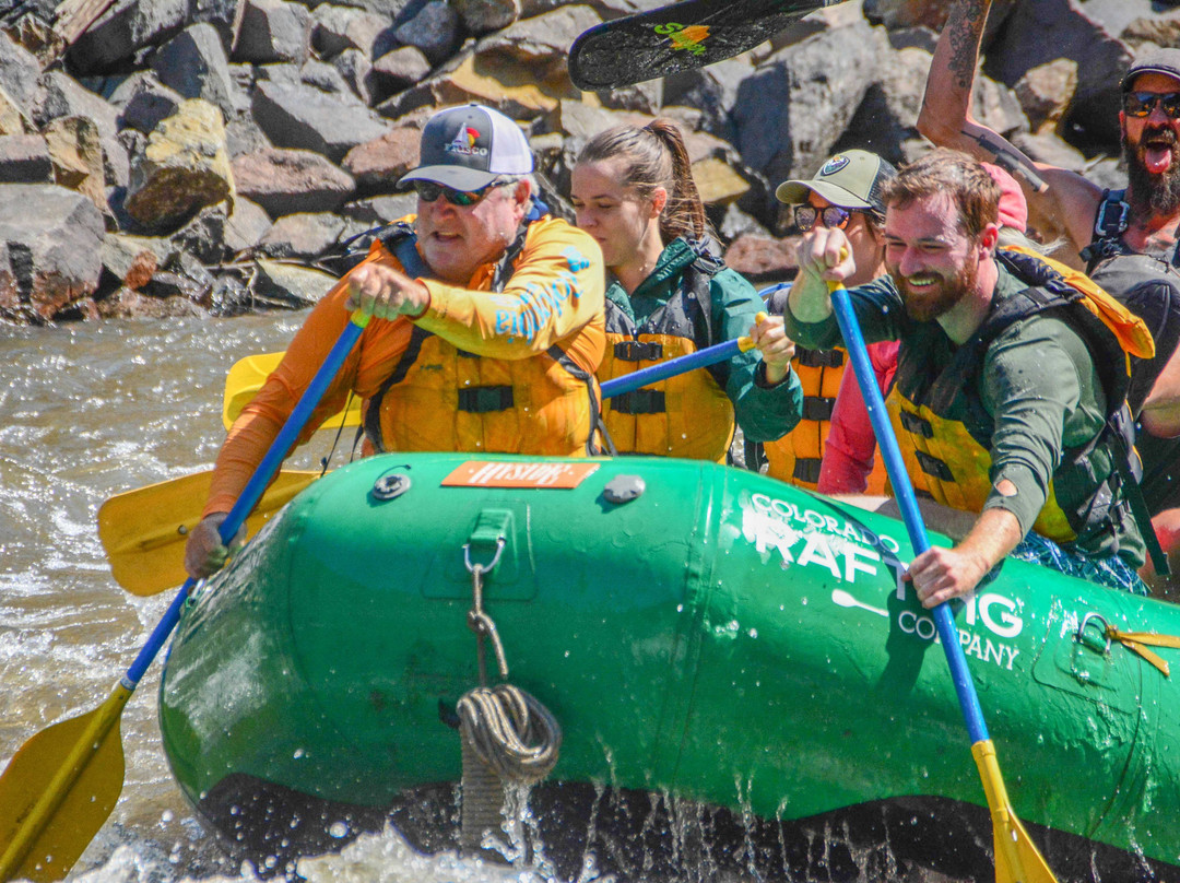 Colorado Rafting Company-Bond必去景点