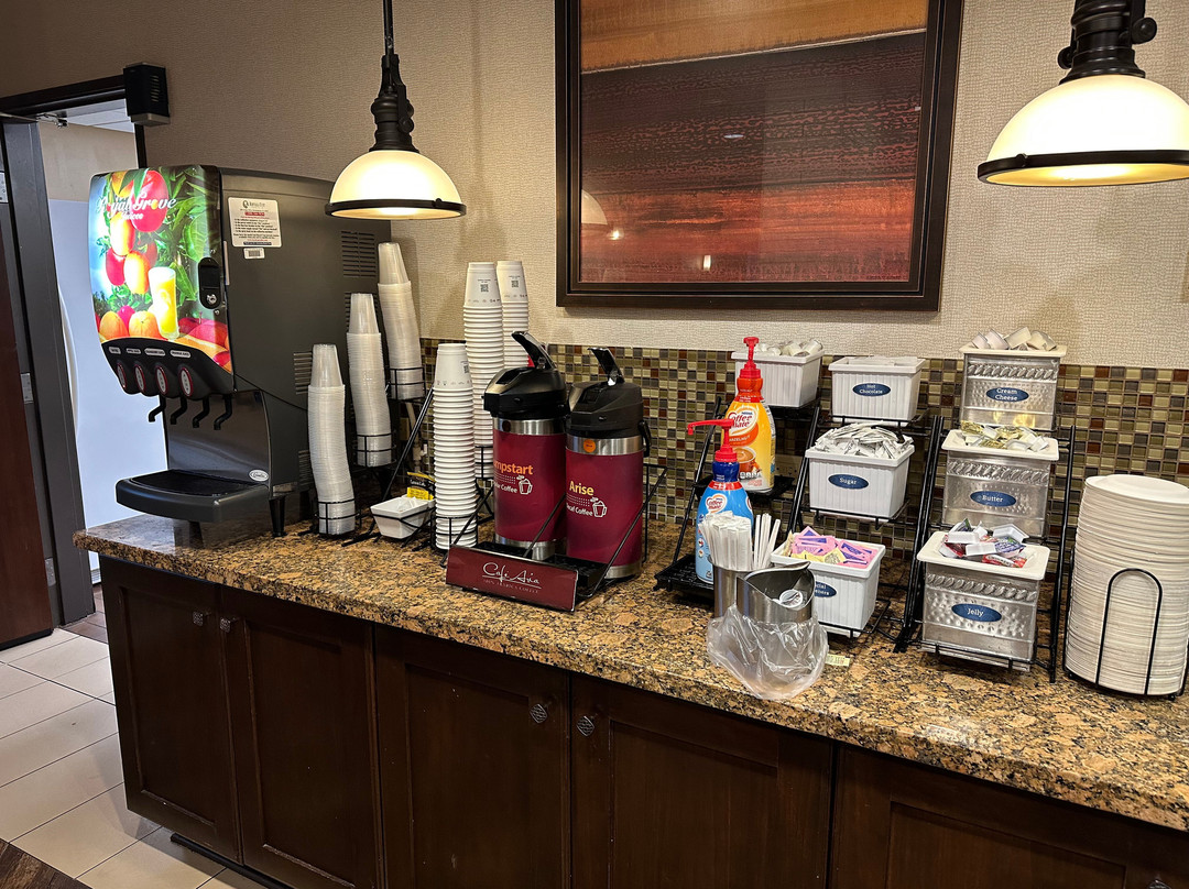 Best Western Plus Tupelo Inn & Suites主图