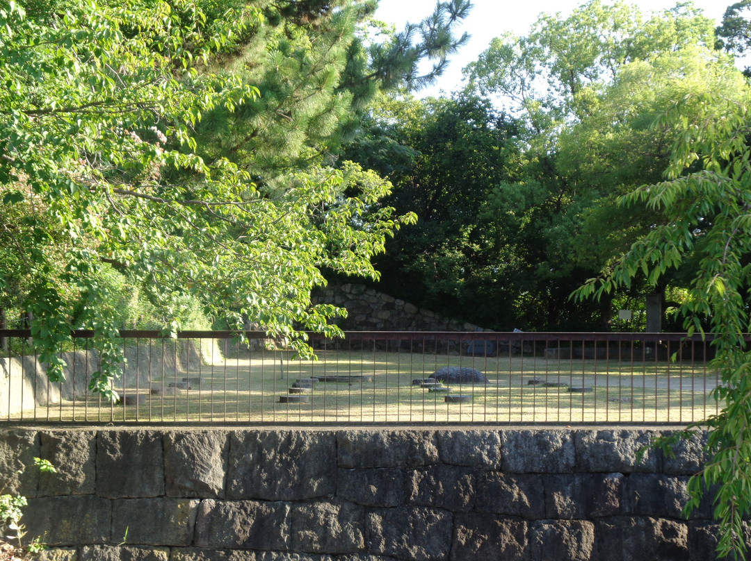 Arioka Castle Ruin-伊丹市必去景点