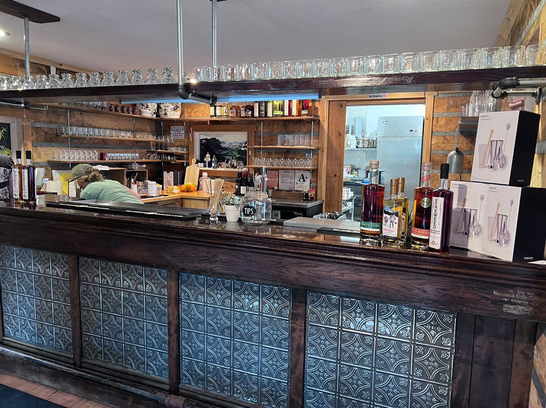 Glacier Distilling Company景点图片
