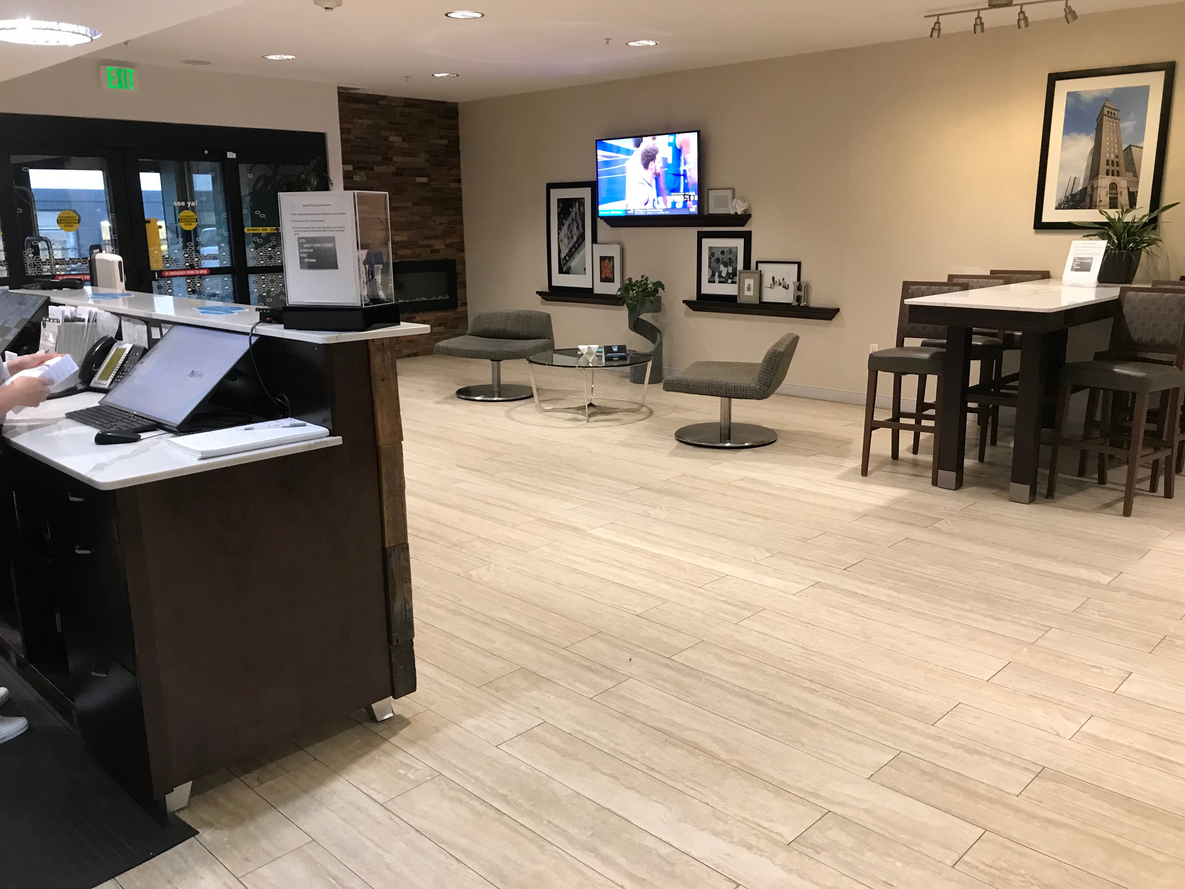 Hampton Inn & Suites Denver-Speer Boulevard-浴室