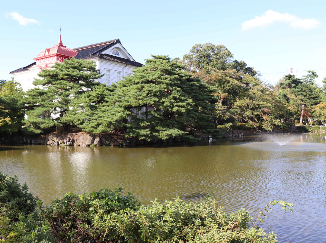 Tsuruoka Park景点图片