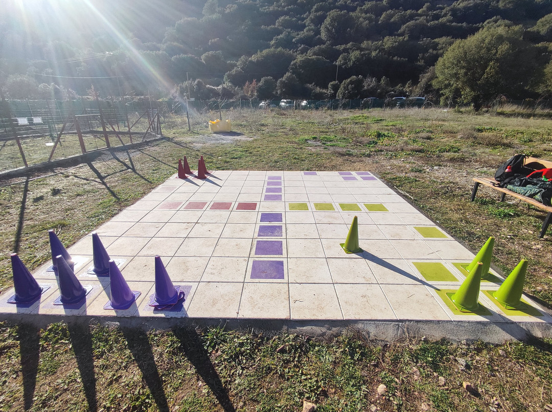 Zoologikós Kípos Kalavrýton-卡拉夫里塔必去景点