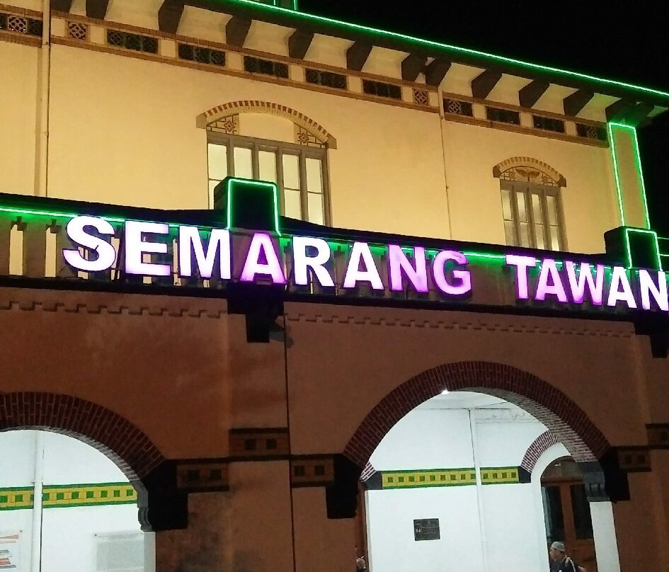 Semarang Tawang Station景点图片