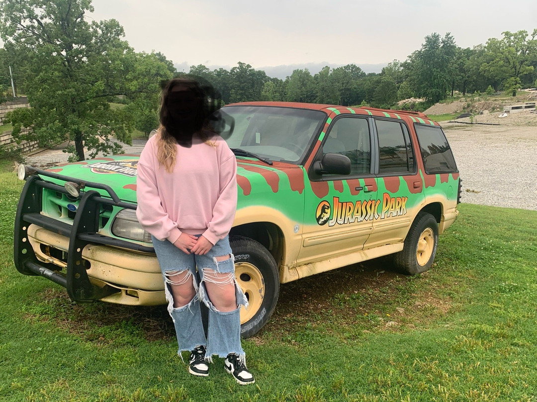Celebrity Car Museum-布兰森必去景点