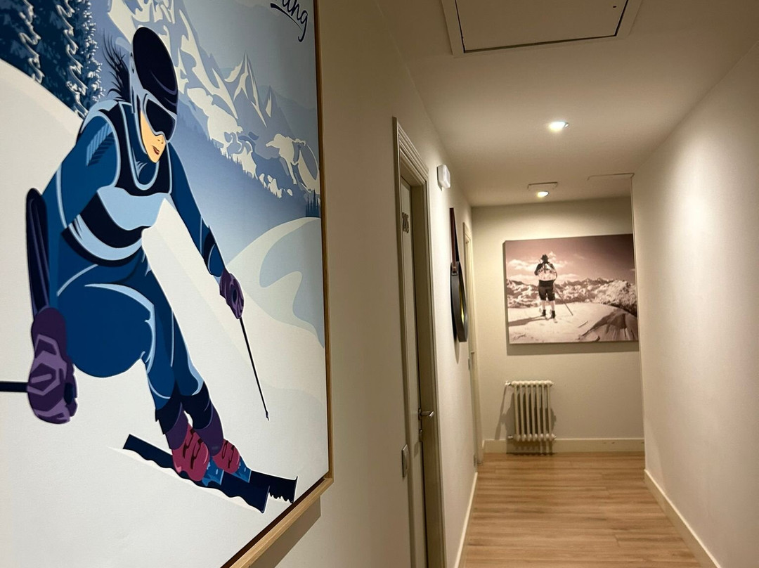 终点站酒店主图