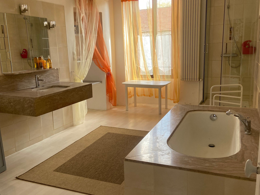 La Ferme Du Temple主图