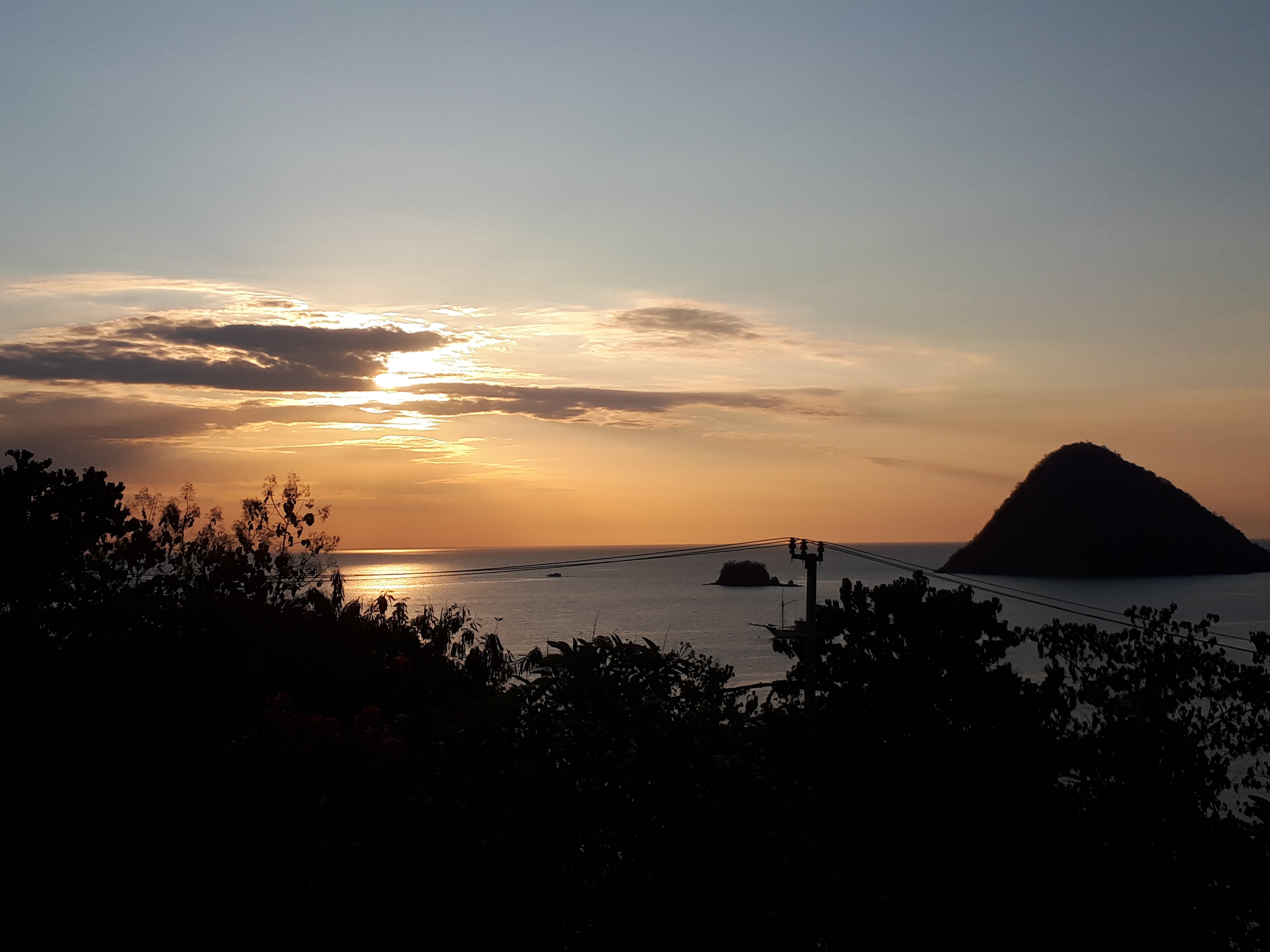 Golo Hilltop Hotel-官方