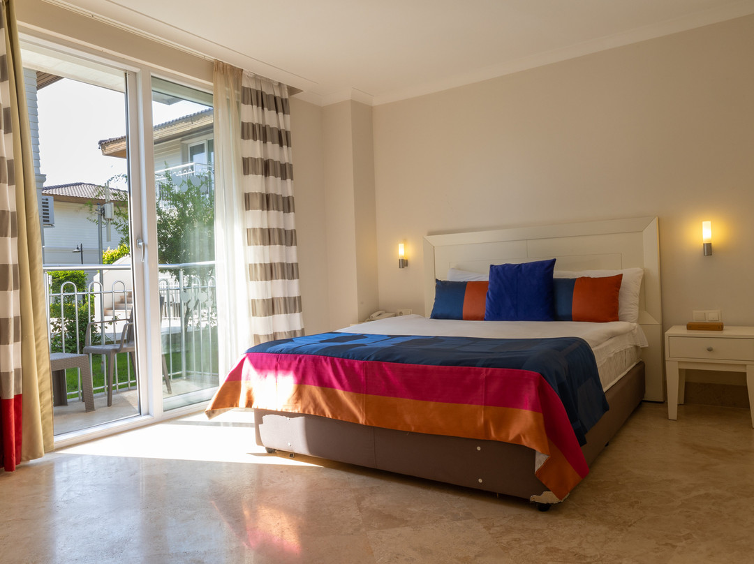 Crystal Boutique主图