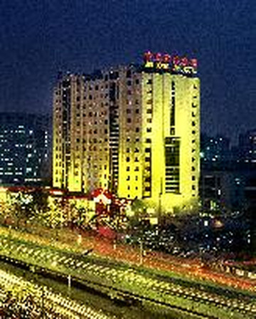 金龙潭大饭店主图